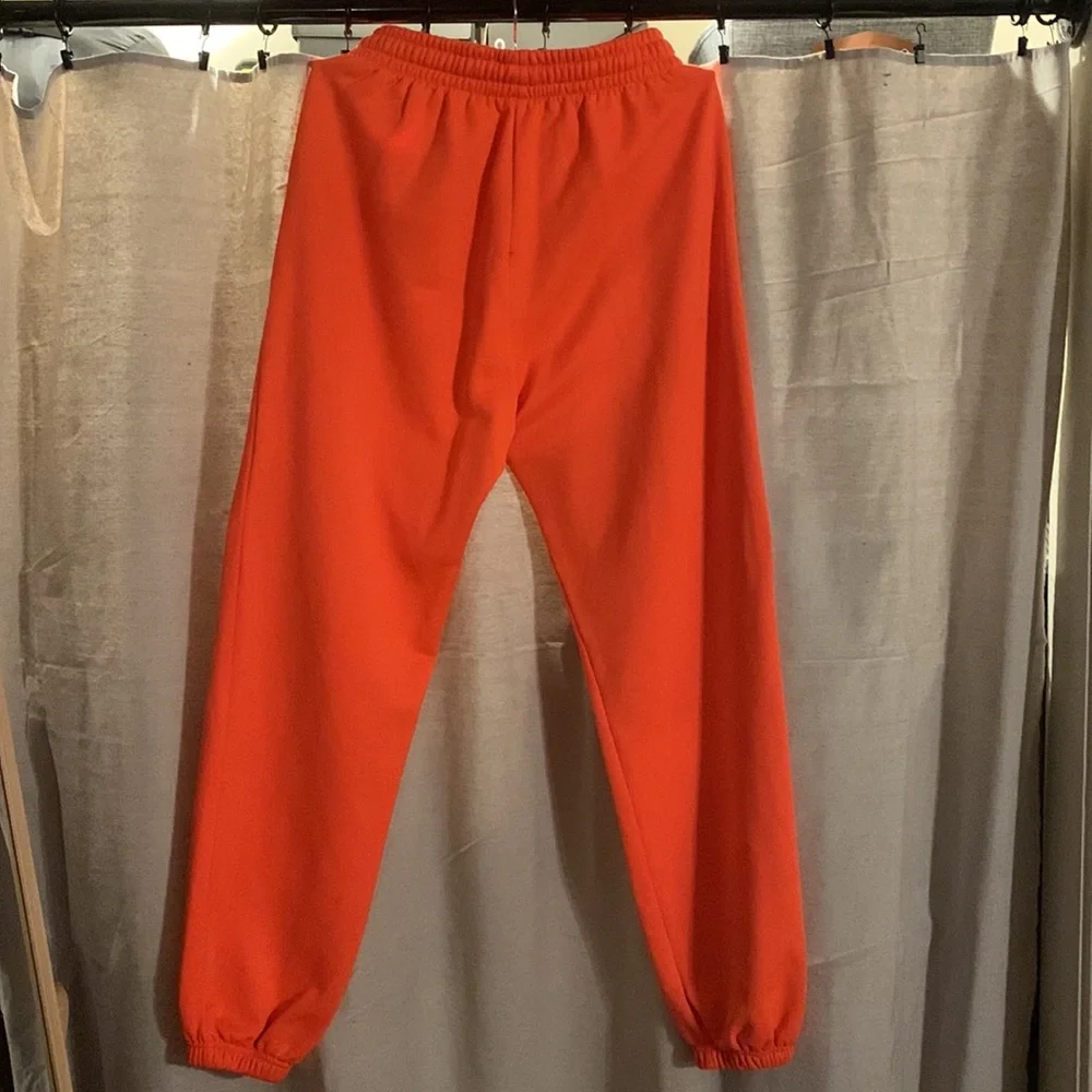 Mackage sweat pants. Only worn 3 times! Size small. - Picture 2 of 6